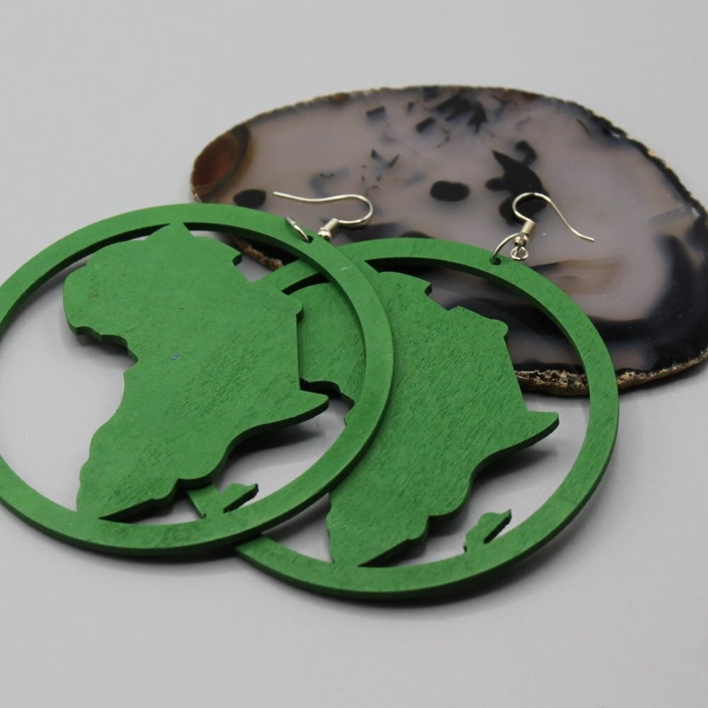 Jewelry earrings statement large round drop dangle Africa green wood brand new - Picture 7 of 9